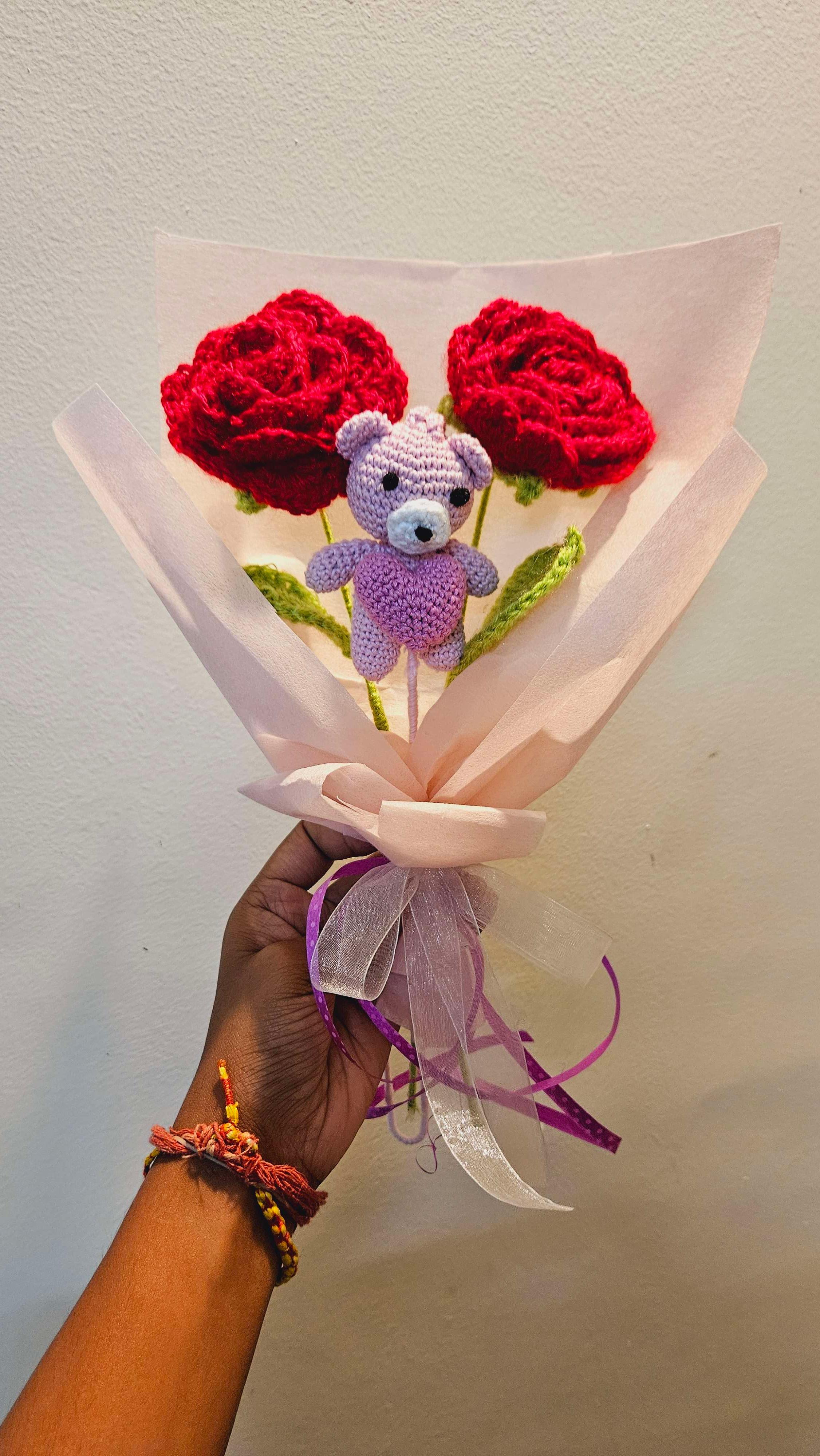 Rose/character bouquet - Image 1