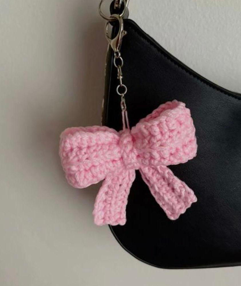 Bow keychain