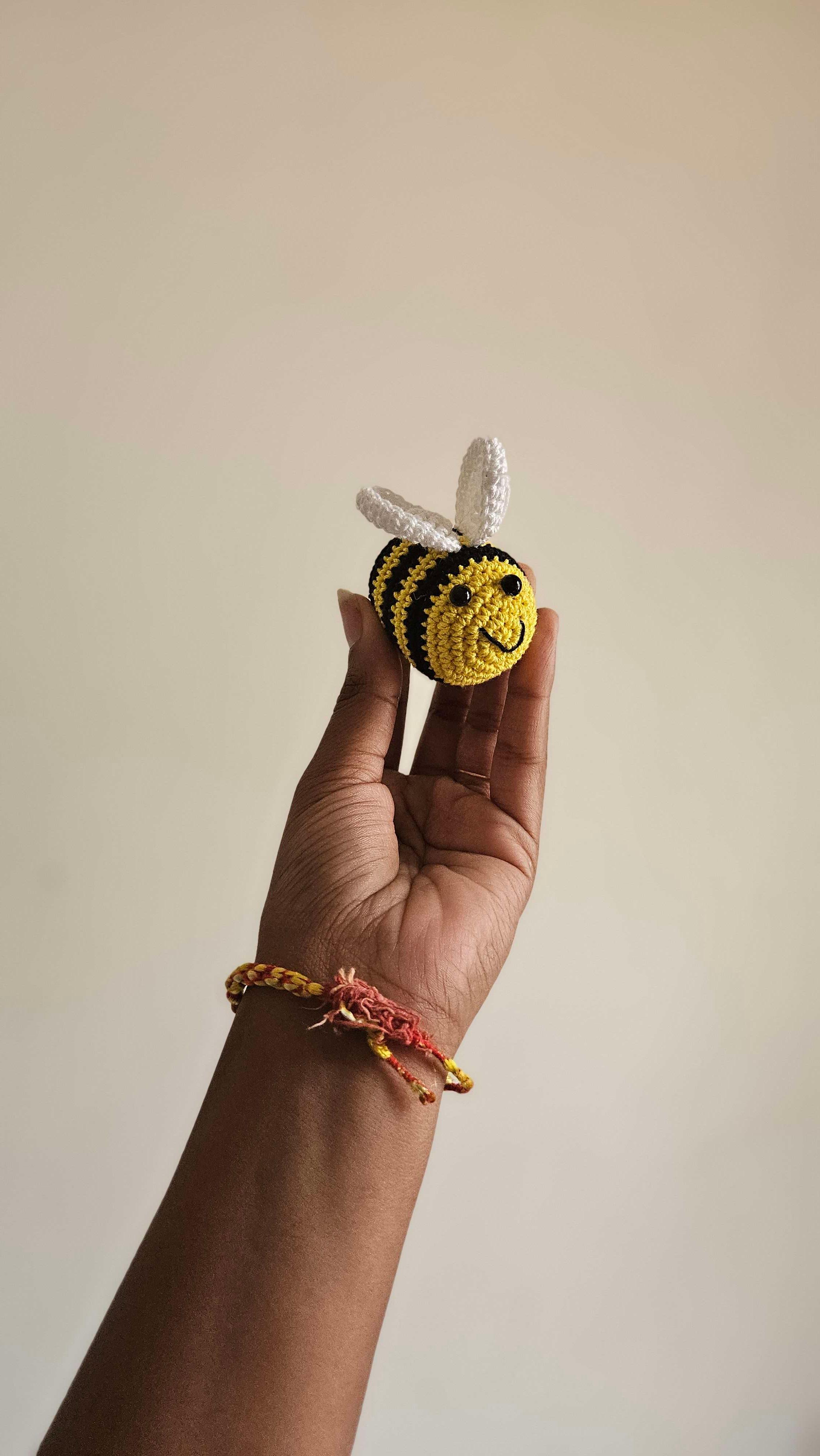 Bee keychain