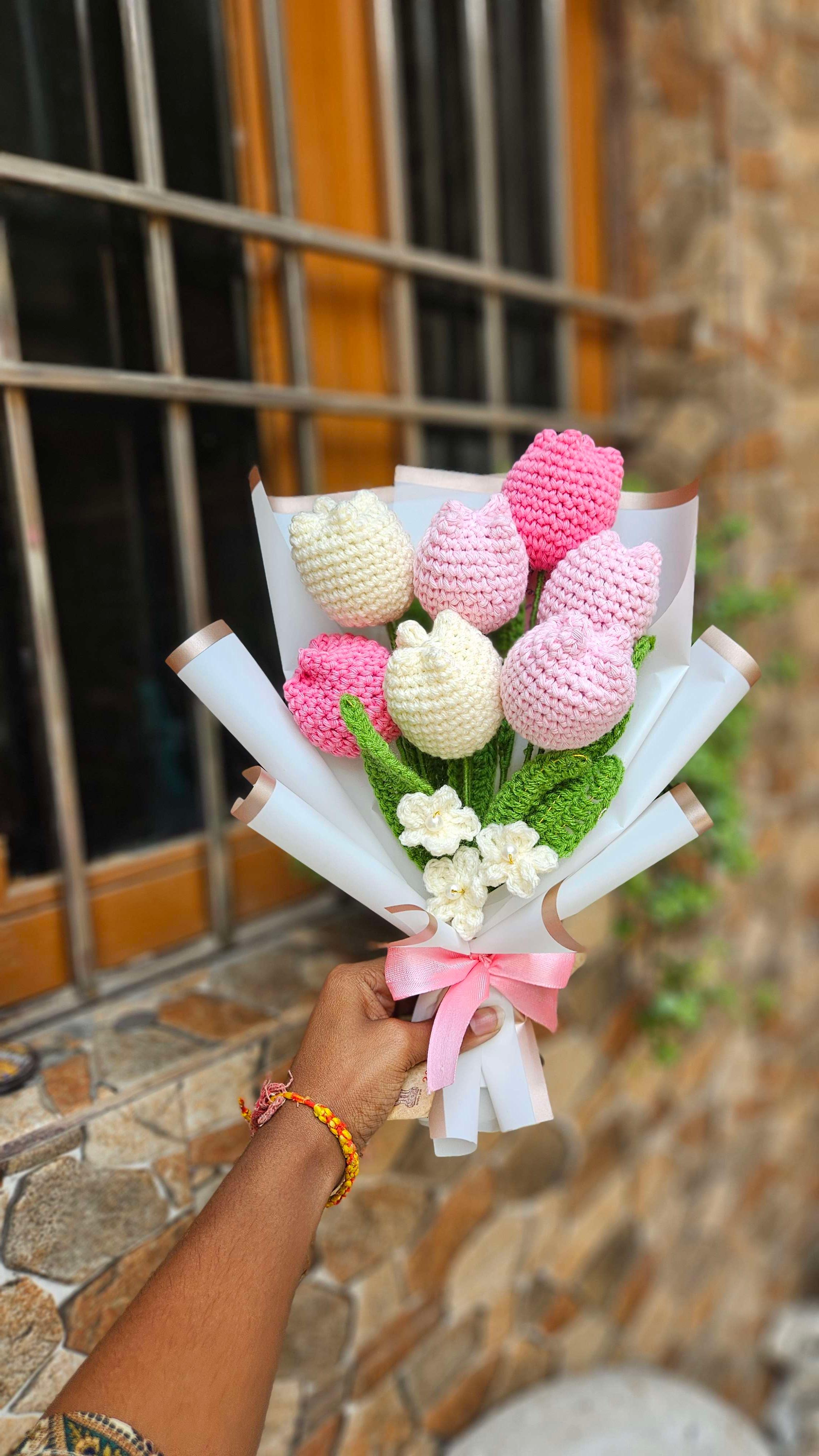 Big tulip bouquet of 7