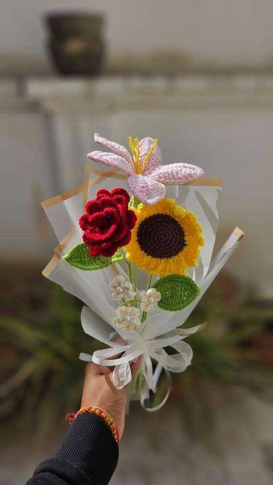 Lily rose sunflower bouquet
