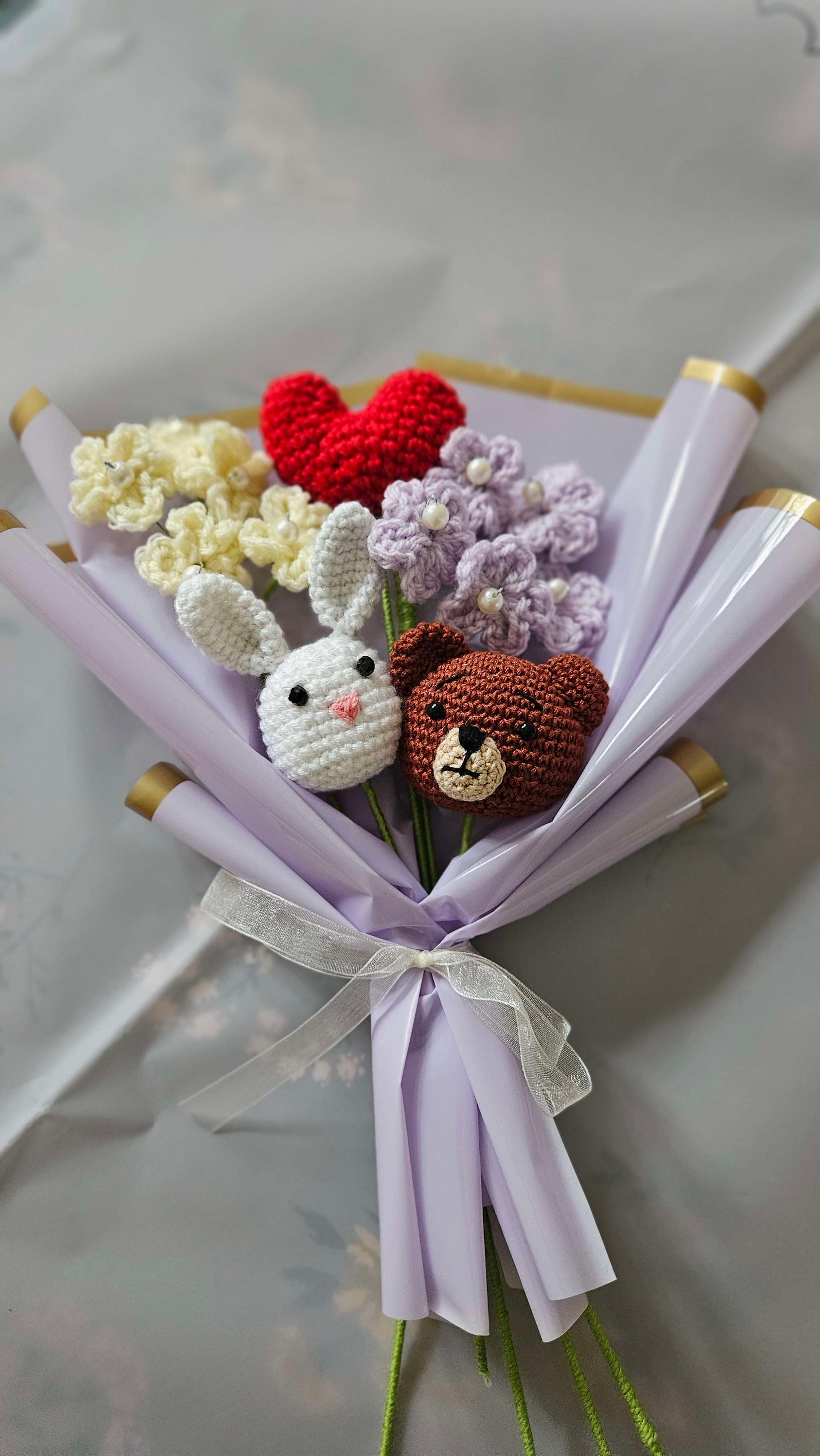 Character+ forget me not bouquet