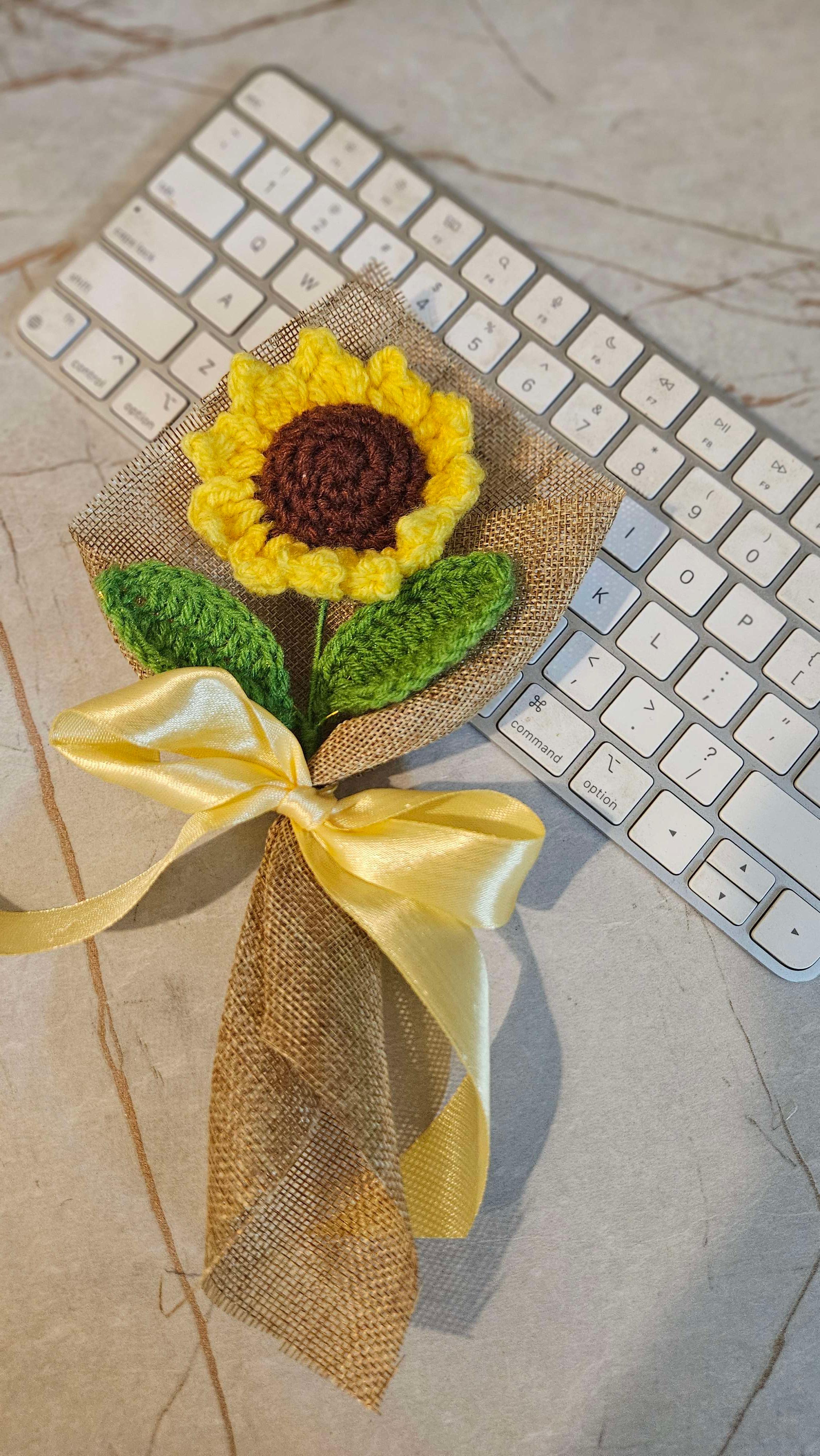 Mini sunflower with leaf