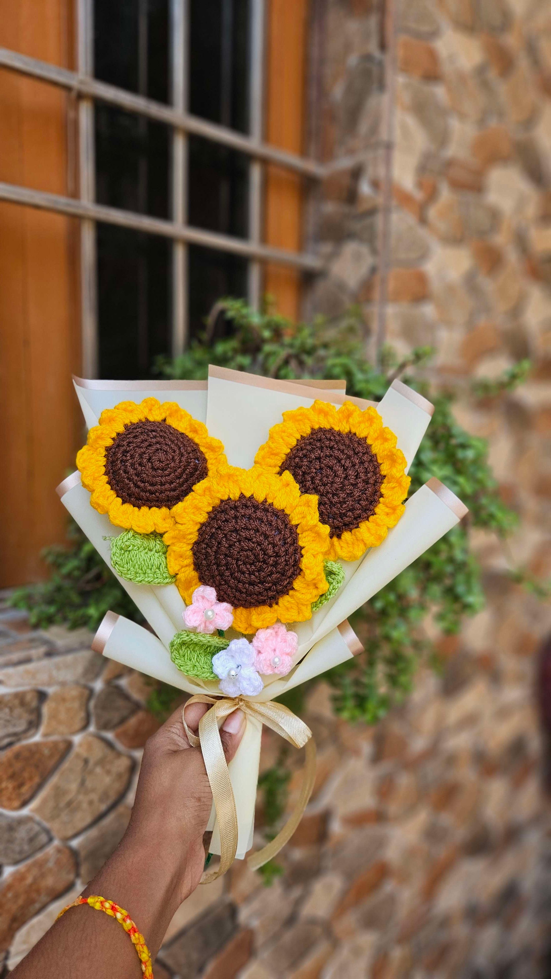 3 sunflower bouquet