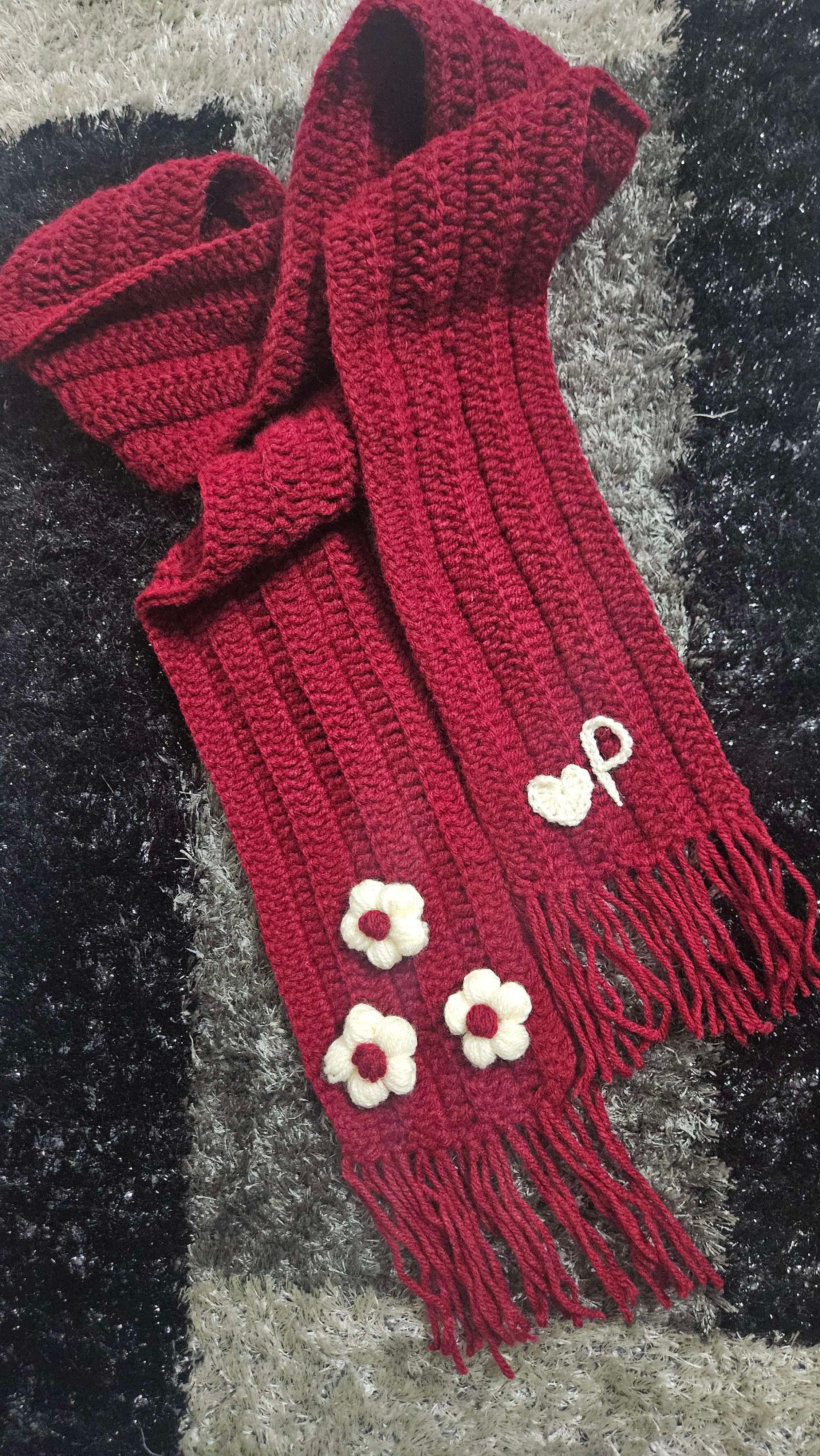 Mikasa scarf
