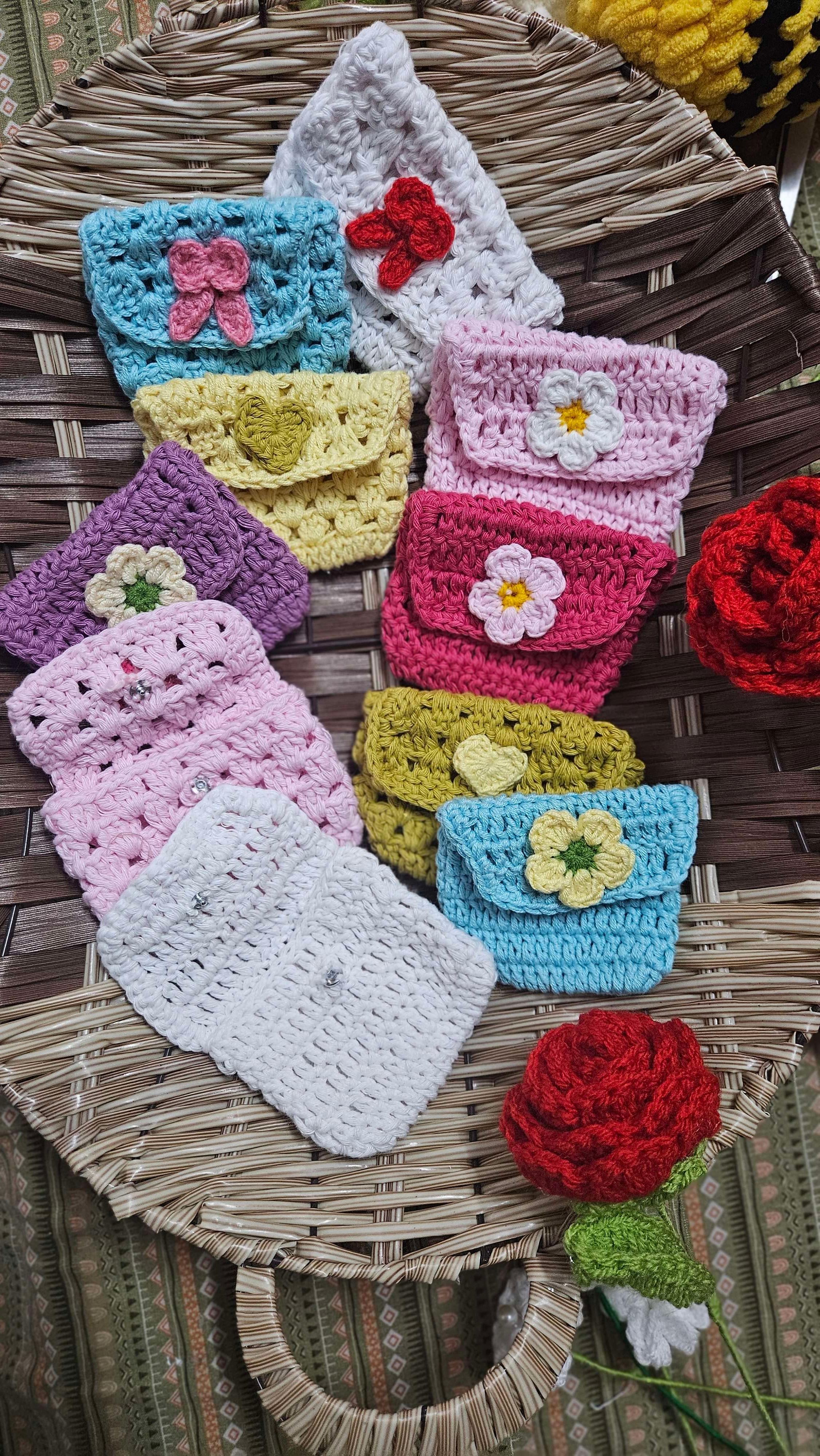 Card holder/ coin pouch thumbnail 3