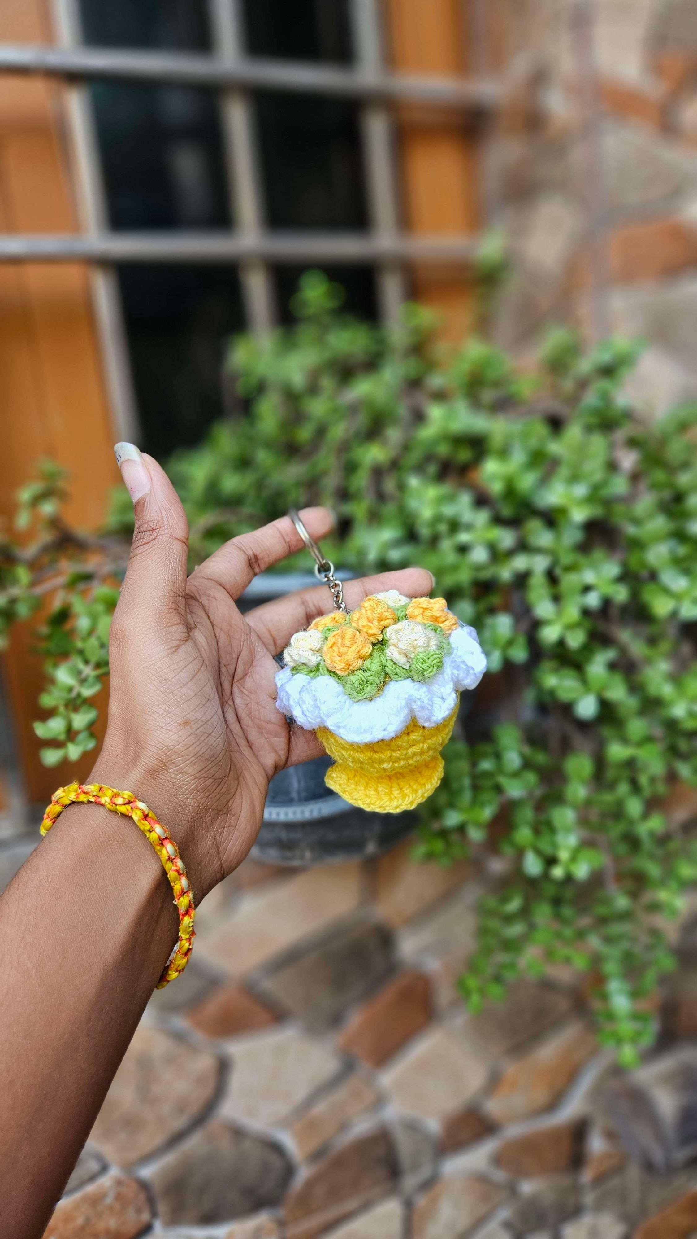 Bouquet keychian thumbnail 2