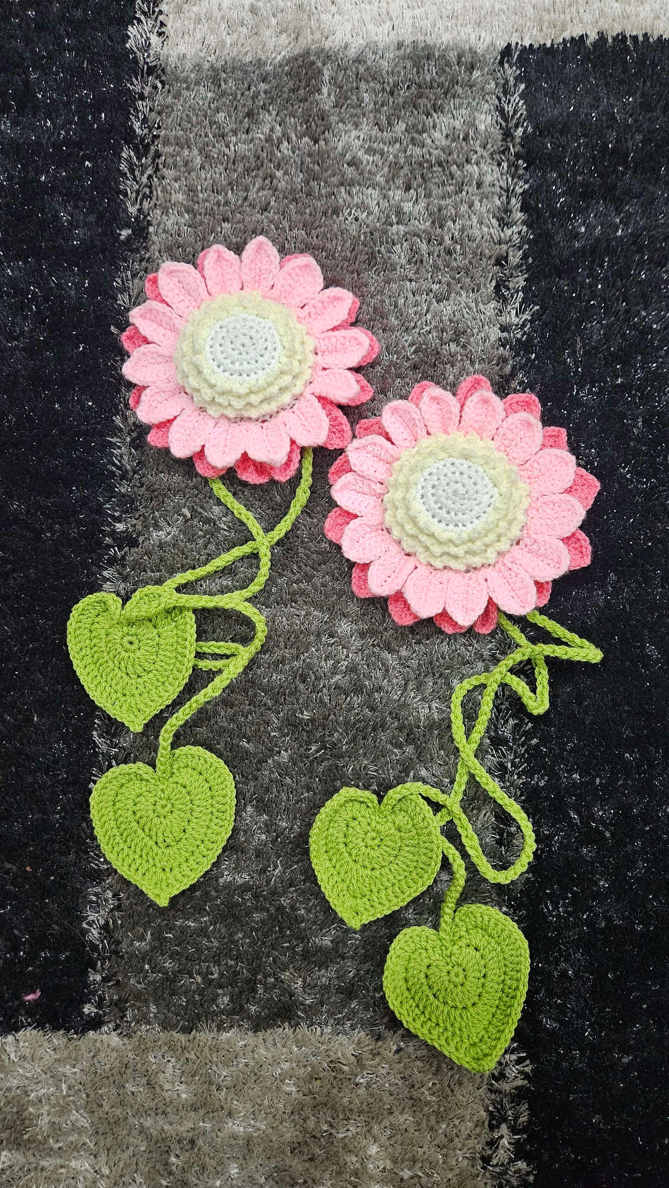 Pink 3D  Sunflower curtain ties
