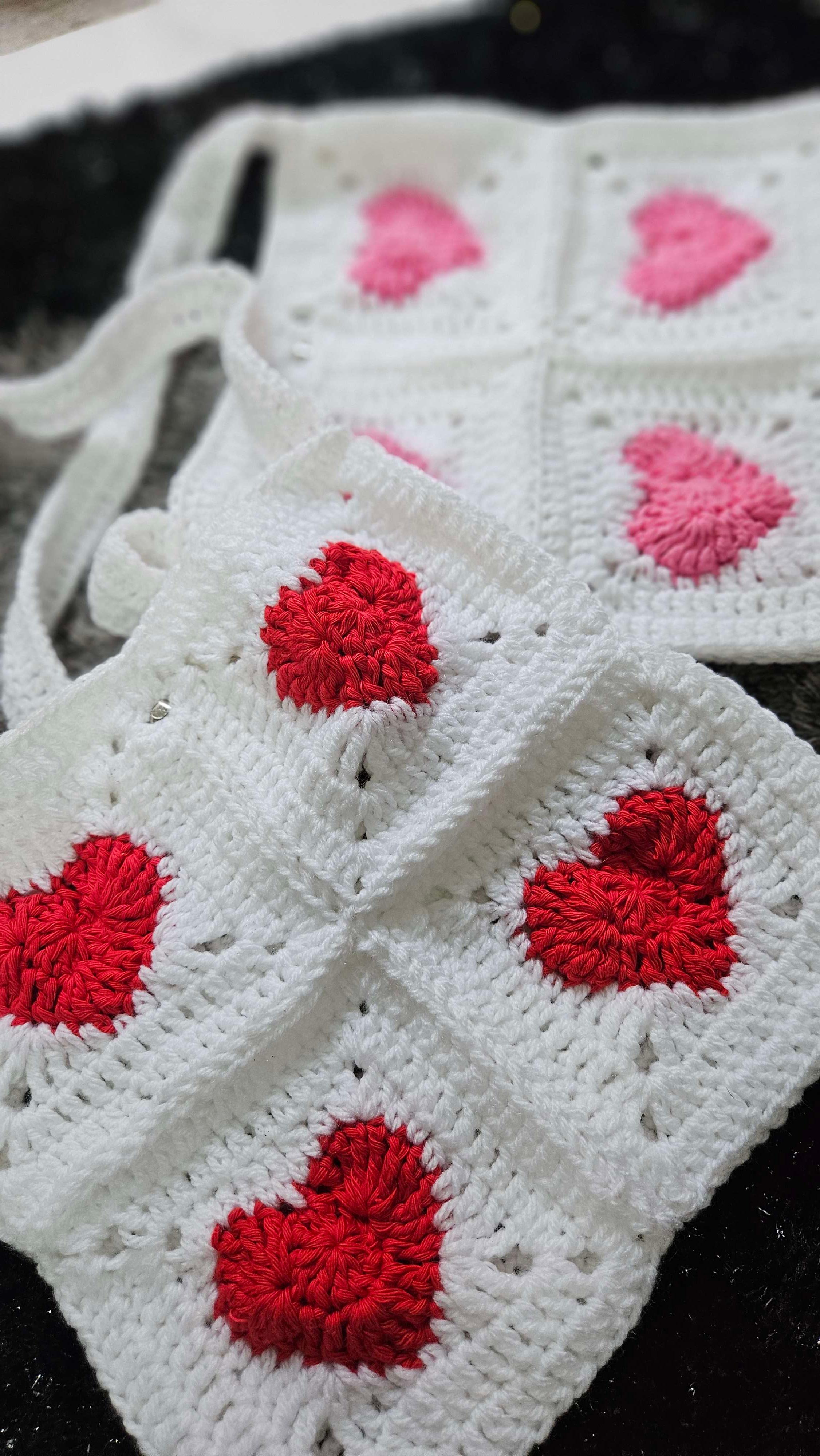 Heart square bag thumbnail 4