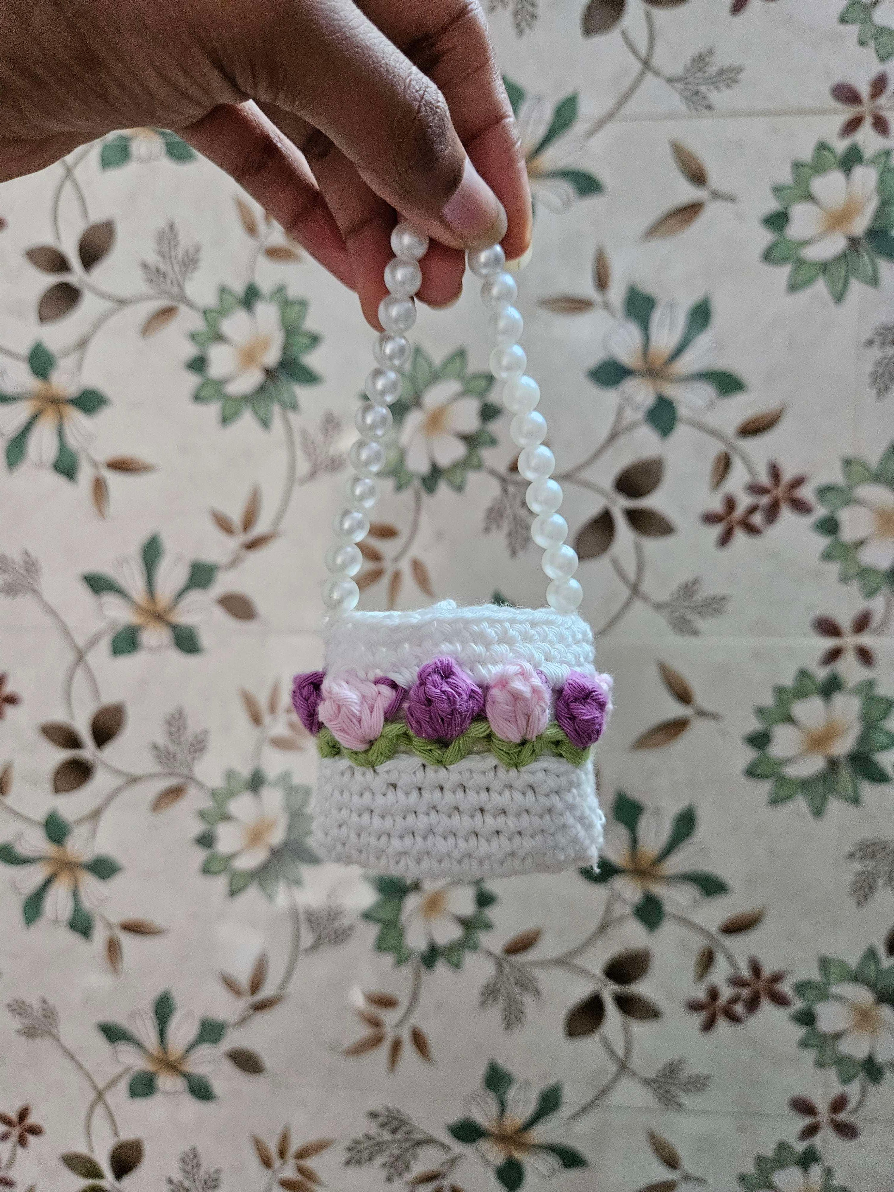 Tulip buds case cover with pearl strap