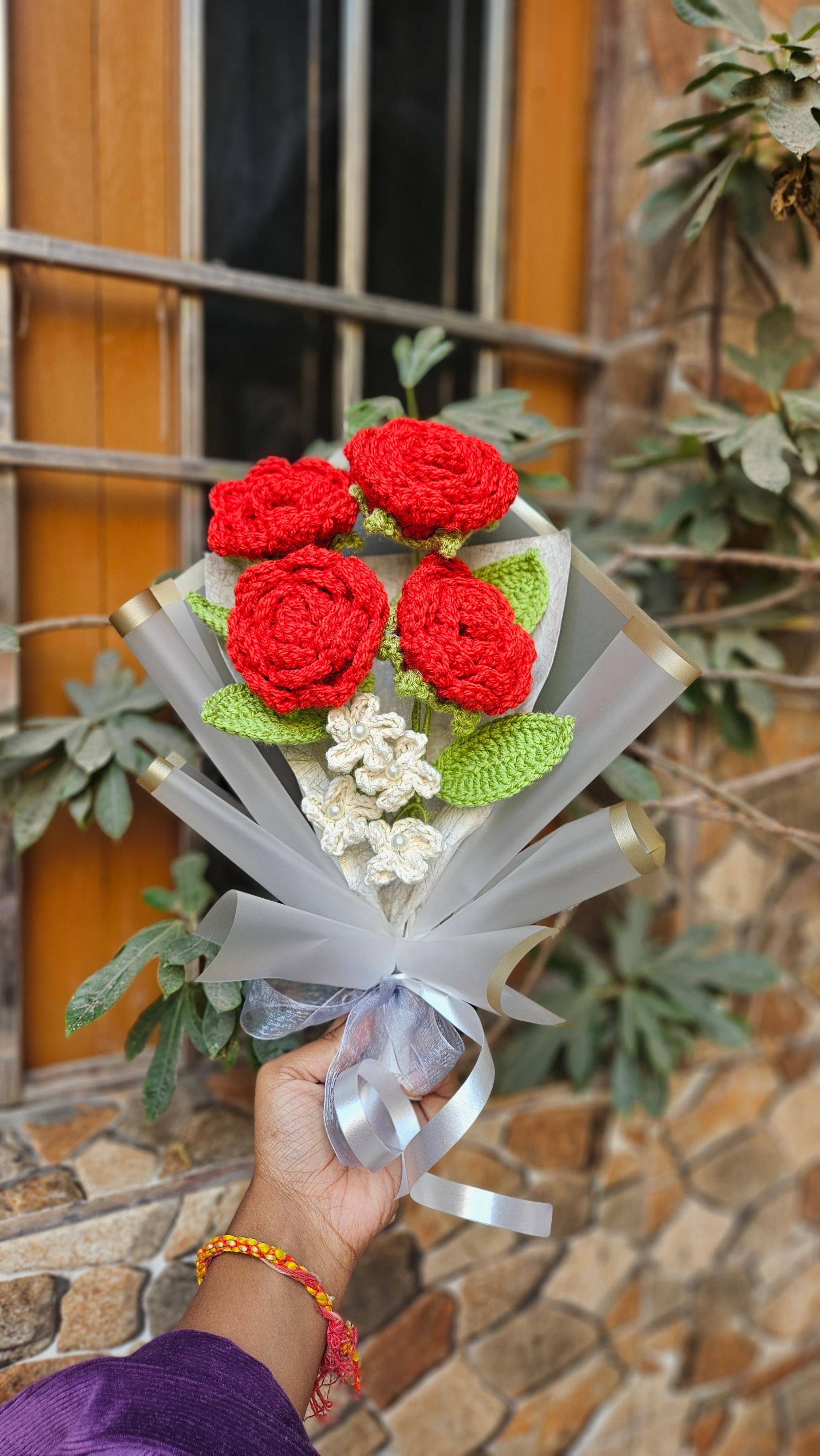 4 Rose bouquet - Image 1